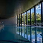 Modern 3-bedroom Luxury With Panoramic Sea Views The Edge,