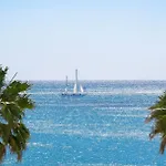 Modern 3-bedroom Luxury With Panoramic Sea Views The Edge, Appartement